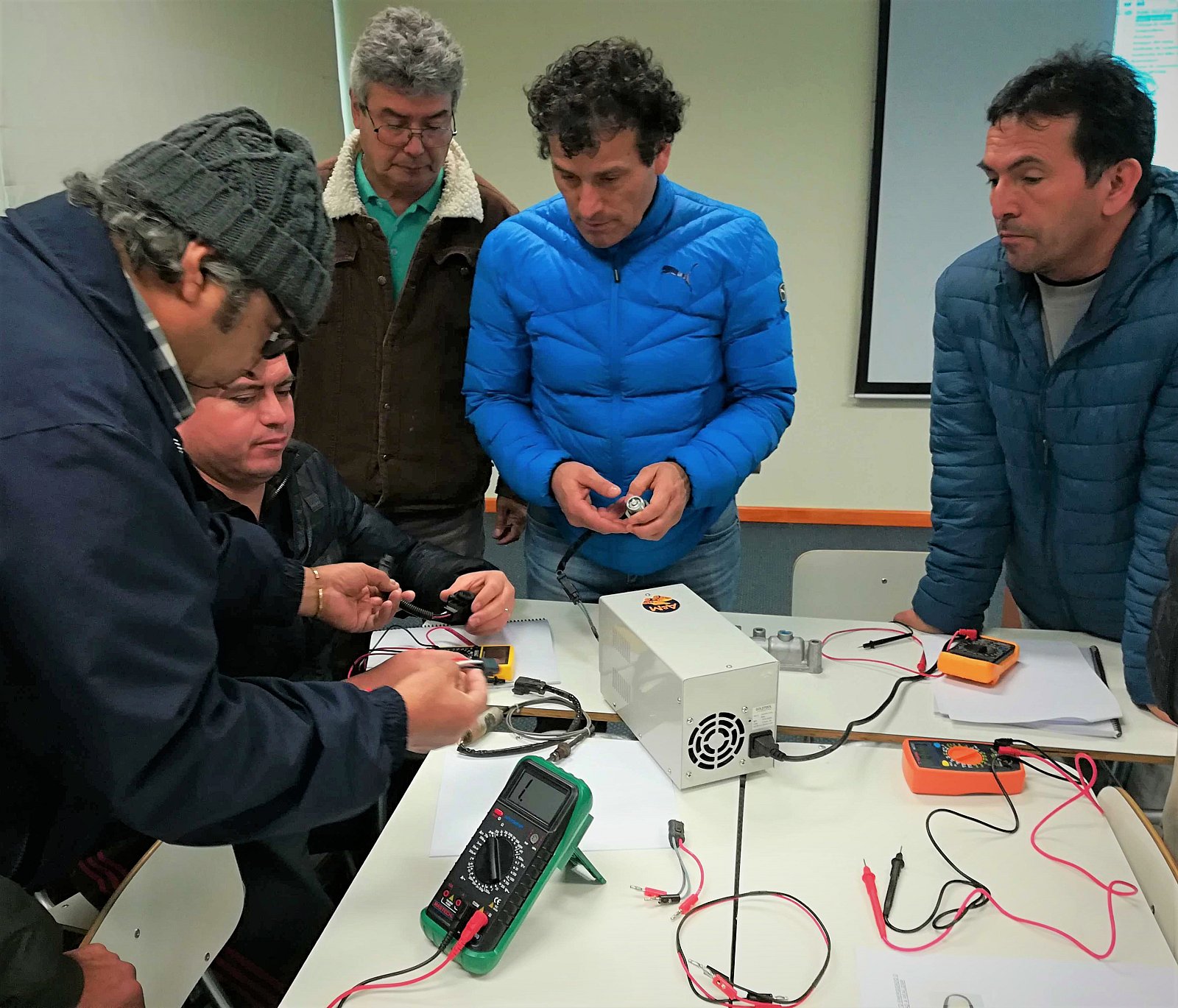 Electricidad Básica San Gerónimo